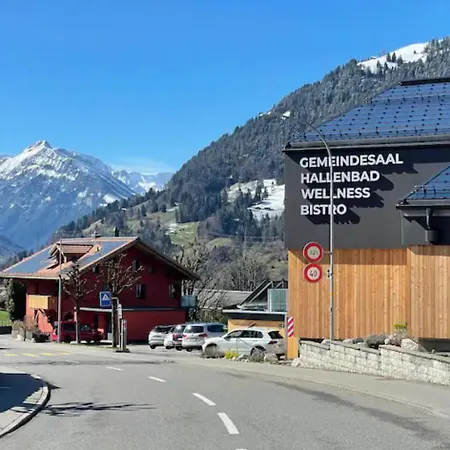 Apartment Romantische Unterkunft Mit Alpen Blick Aeschi Bei Spiez